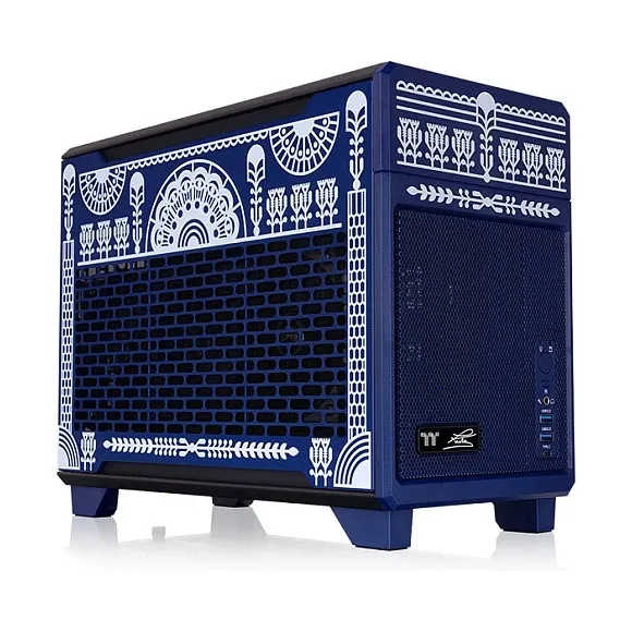Thermaltake TR100 Koralie Edition Cobalt SFF PCIe 4.0 riser