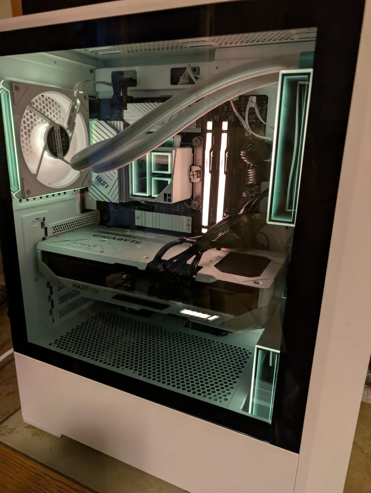 Gaming, Intel I5-14600K, 32gb 6000mhz RAM, 4TB